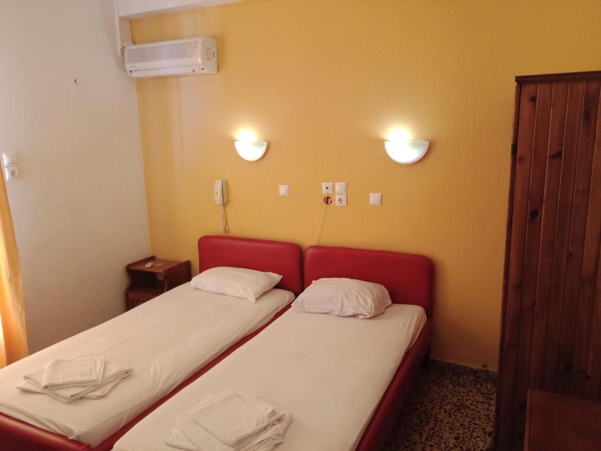Georgios L Hotel สโกเปลอสทาวน์ ภายนอก รูปภาพ